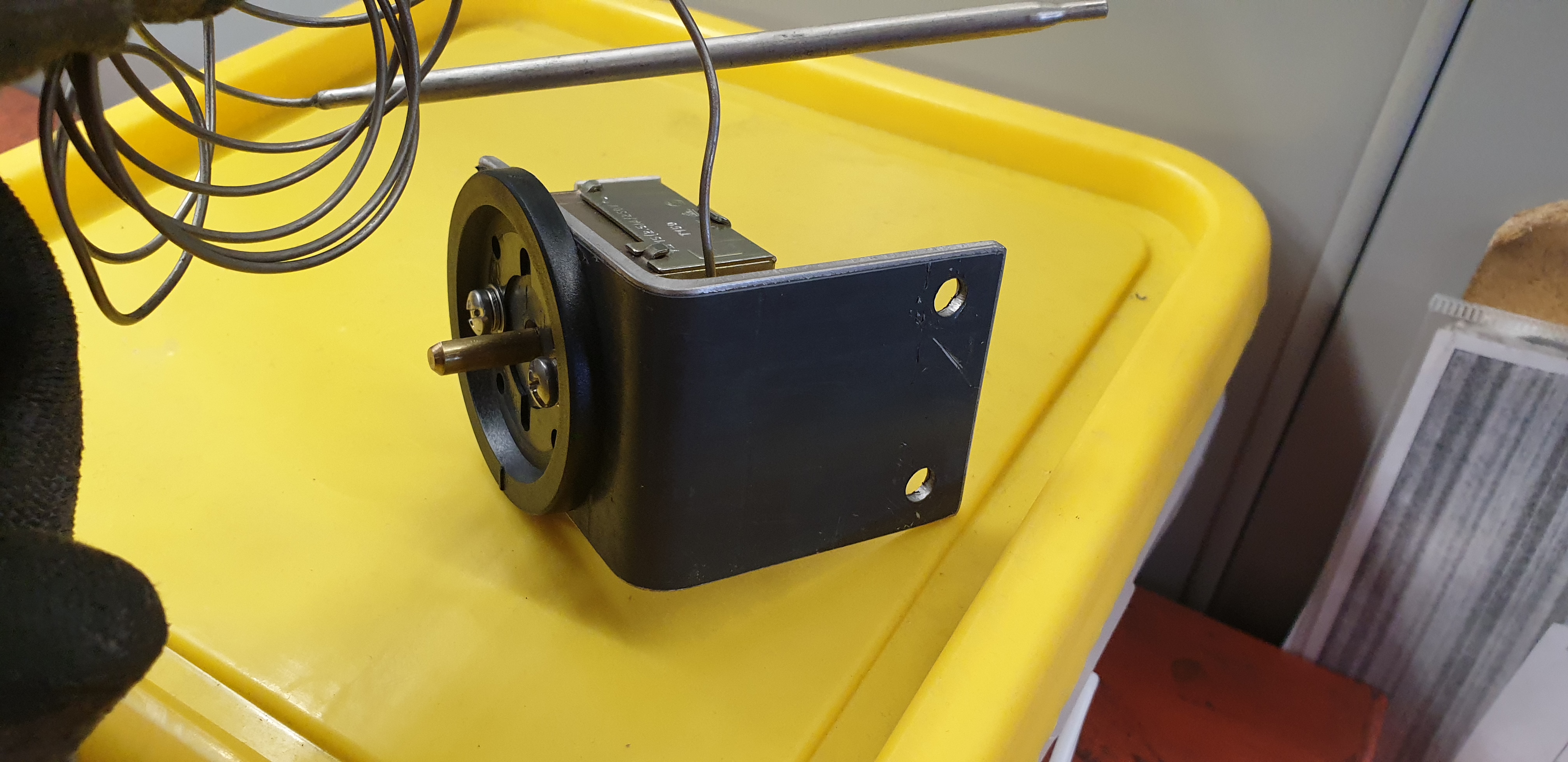 20190410_bracket-mounted.jpg